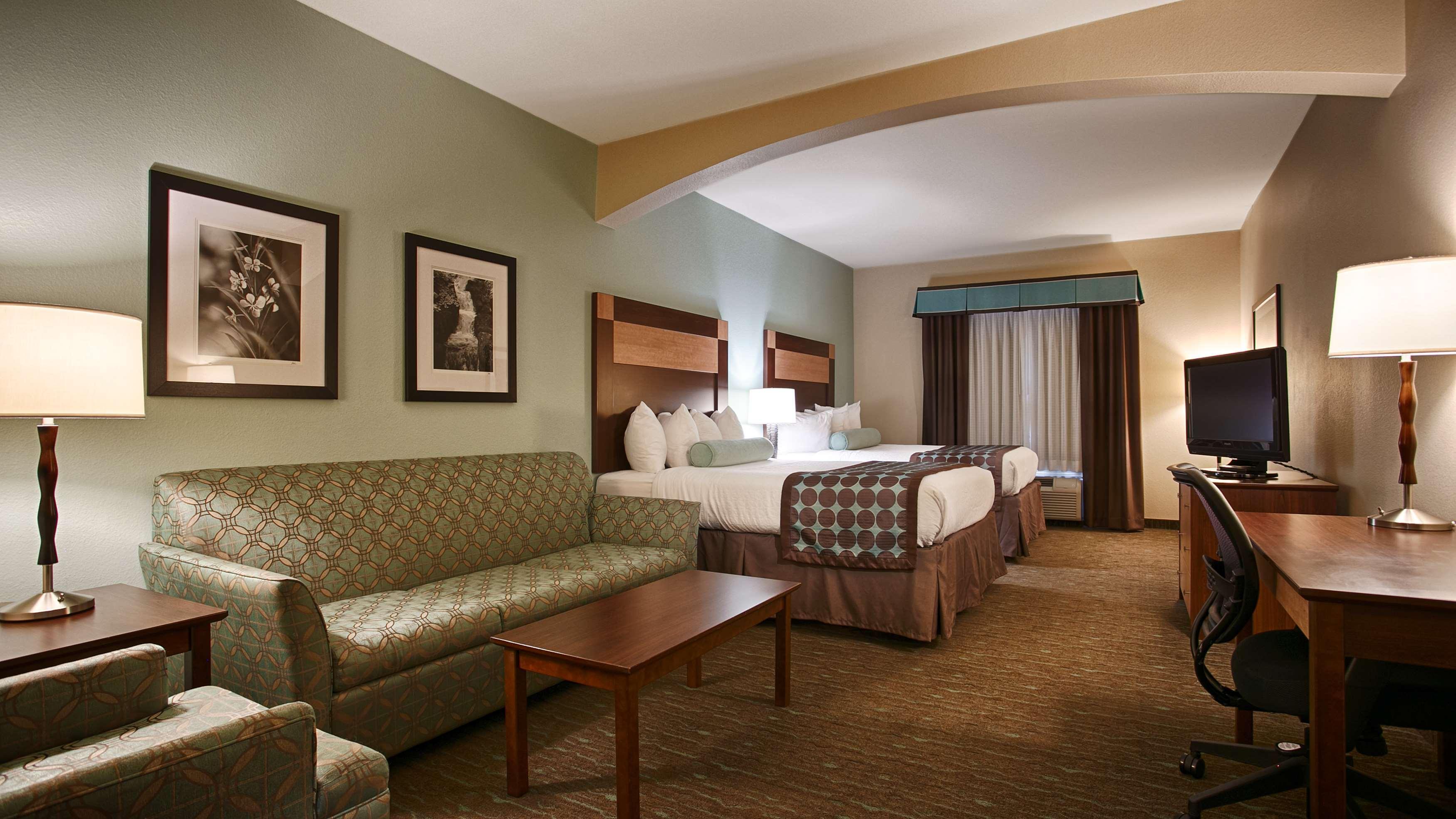 Best Western Plus Texarkana Inn And Suites Exterior photo