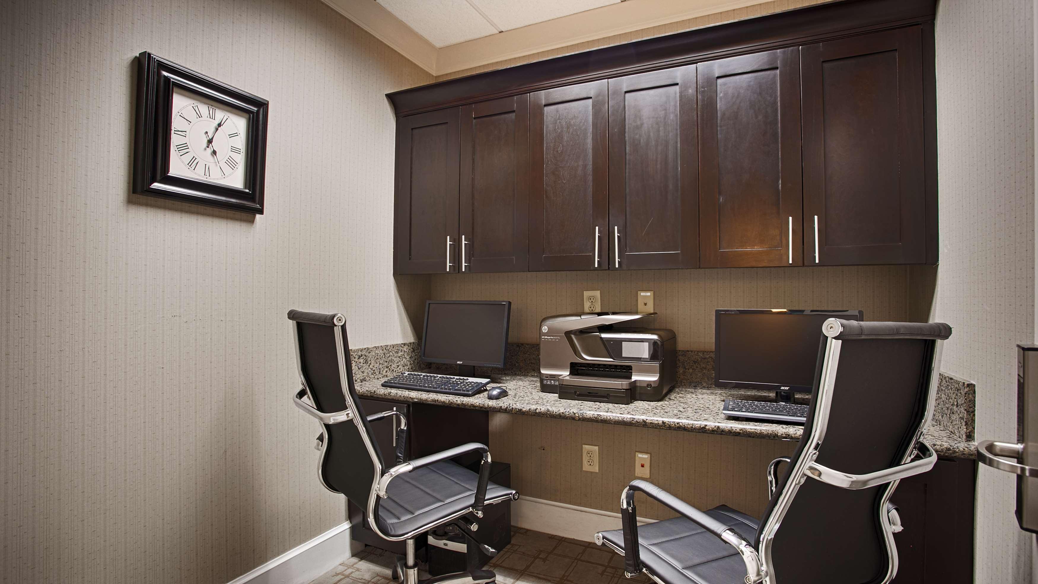 Best Western Plus Texarkana Inn And Suites Exterior photo